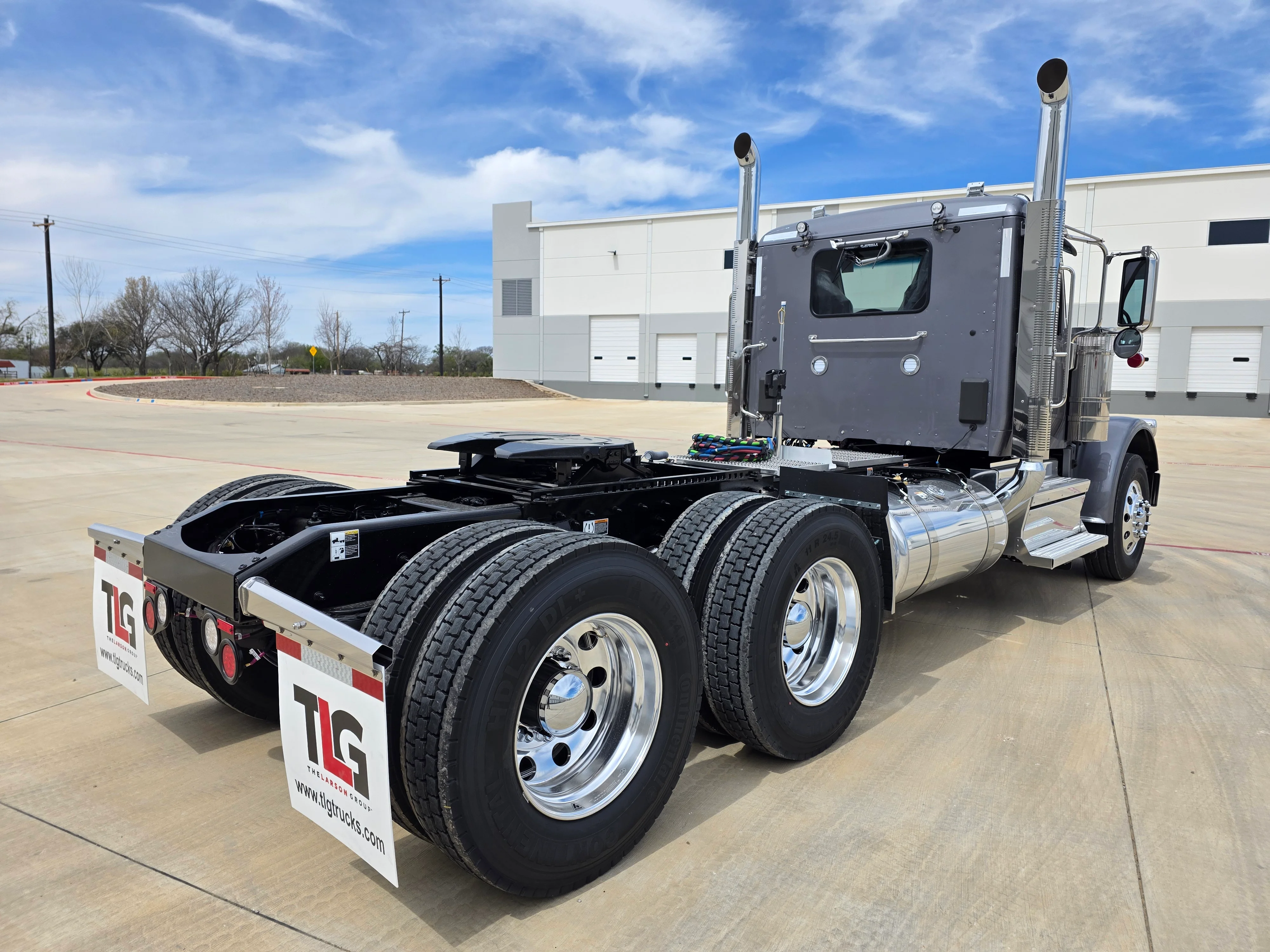 2027 Peterbilt 589 in Raleigh, NC — photo 5