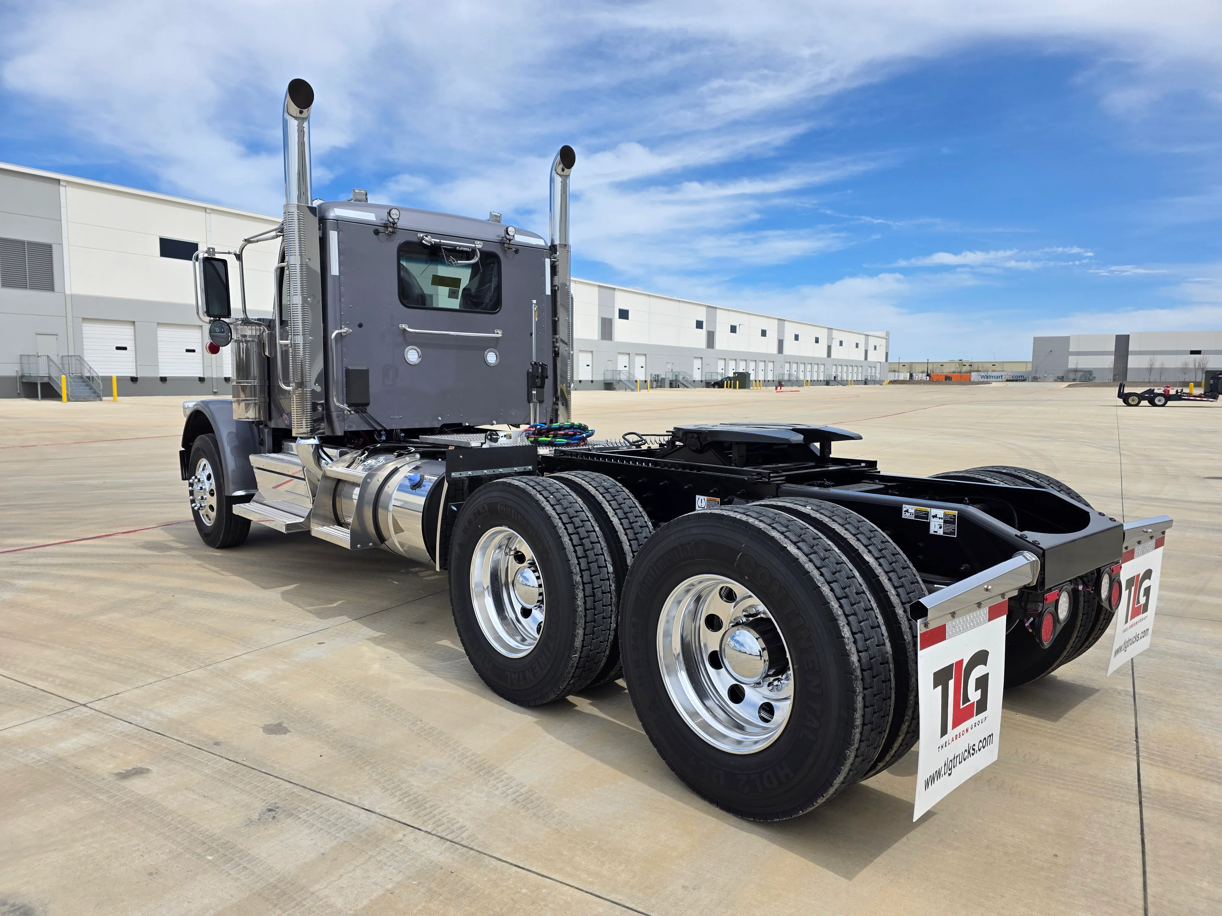 2027 Peterbilt 589 in Raleigh, NC — photo 3