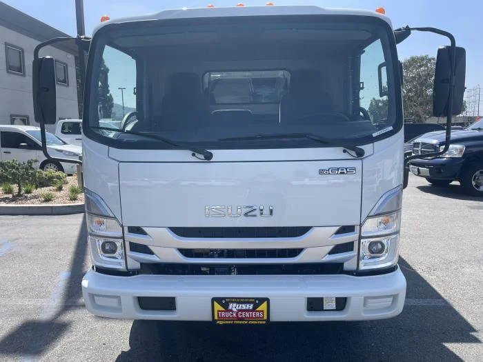 2025 Isuzu NRR - image 9