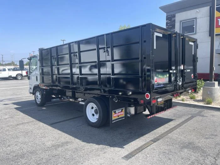 2025 Isuzu NRR in Whittier, CA — photo 4
