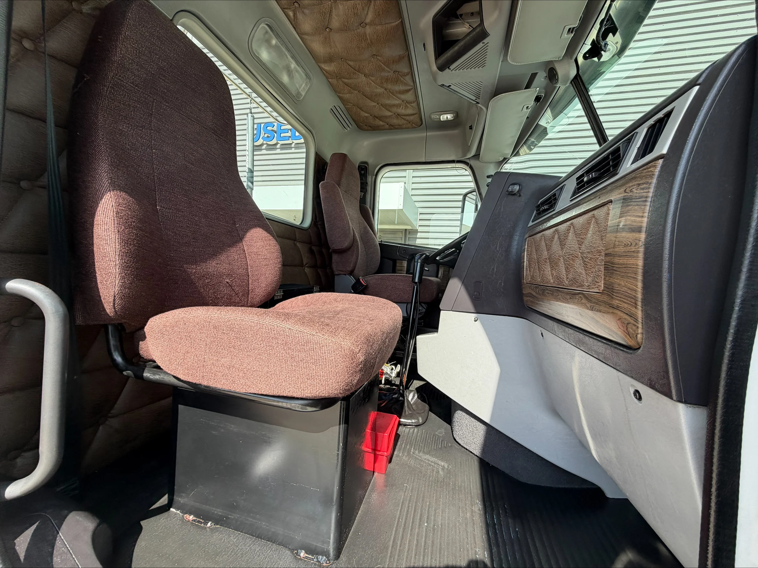 2019 Freightliner 122SD in Oklahoma City, OK — photo 15
