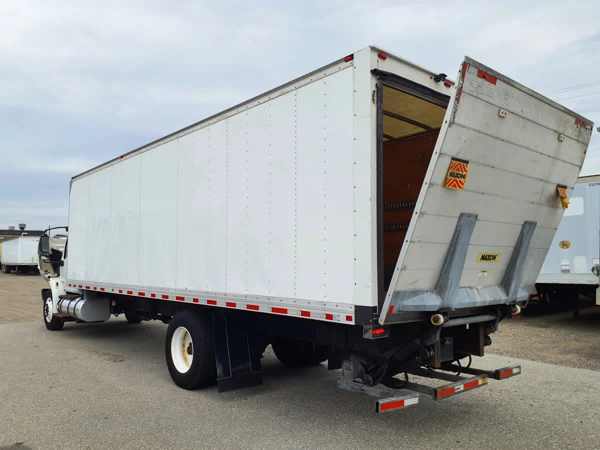 2022 International MV - image 6