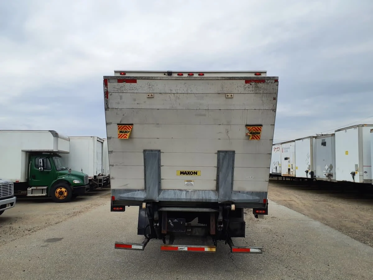 2022 International MV - image 5