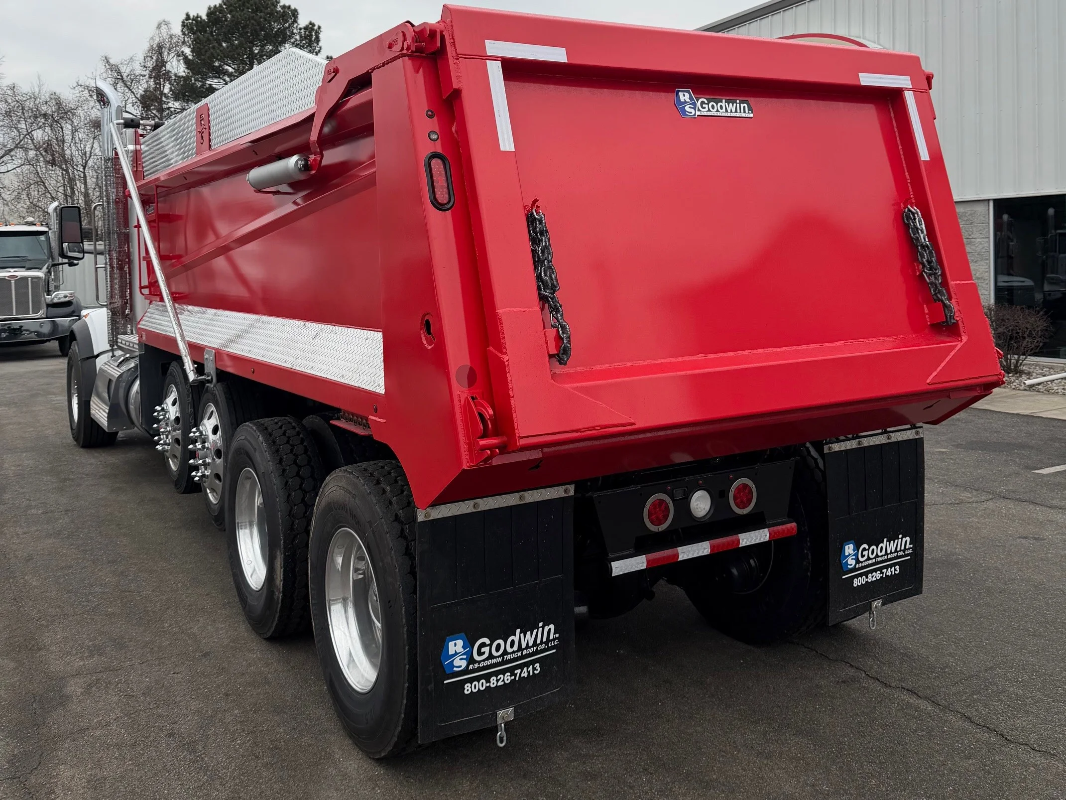 2026 Peterbilt 567 in Raleigh, NC — photo 3