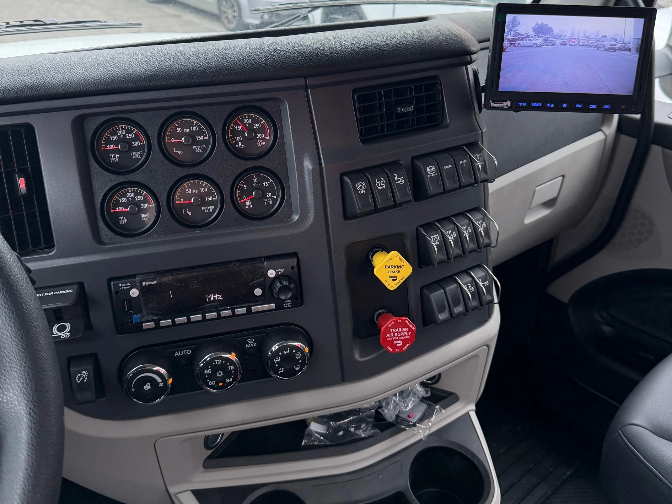 2026 Peterbilt 567 in Raleigh, NC — photo 11