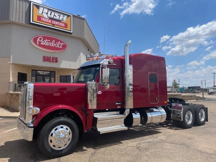 2026 Peterbilt 589 - image 2