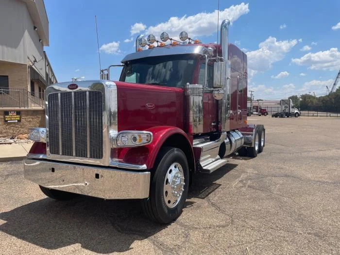 2026 Peterbilt 589 - image 3