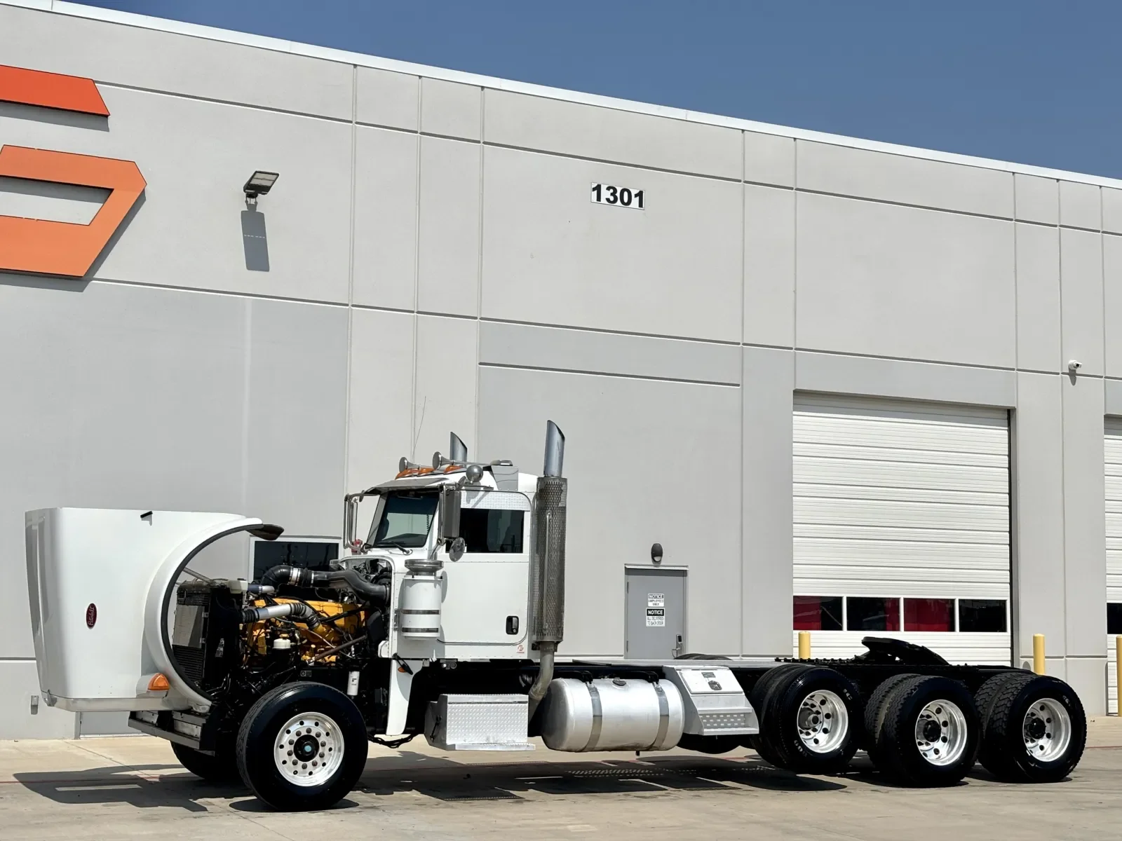 2009 Peterbilt 367 in Hutchins, TX — photo 10
