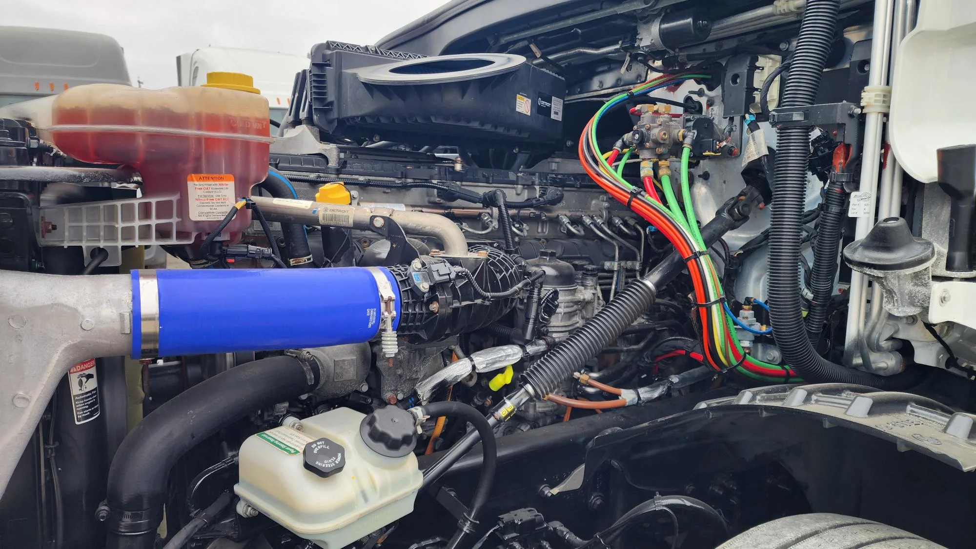 2022 Freightliner Cascadia in Fresno, CA — photo 18