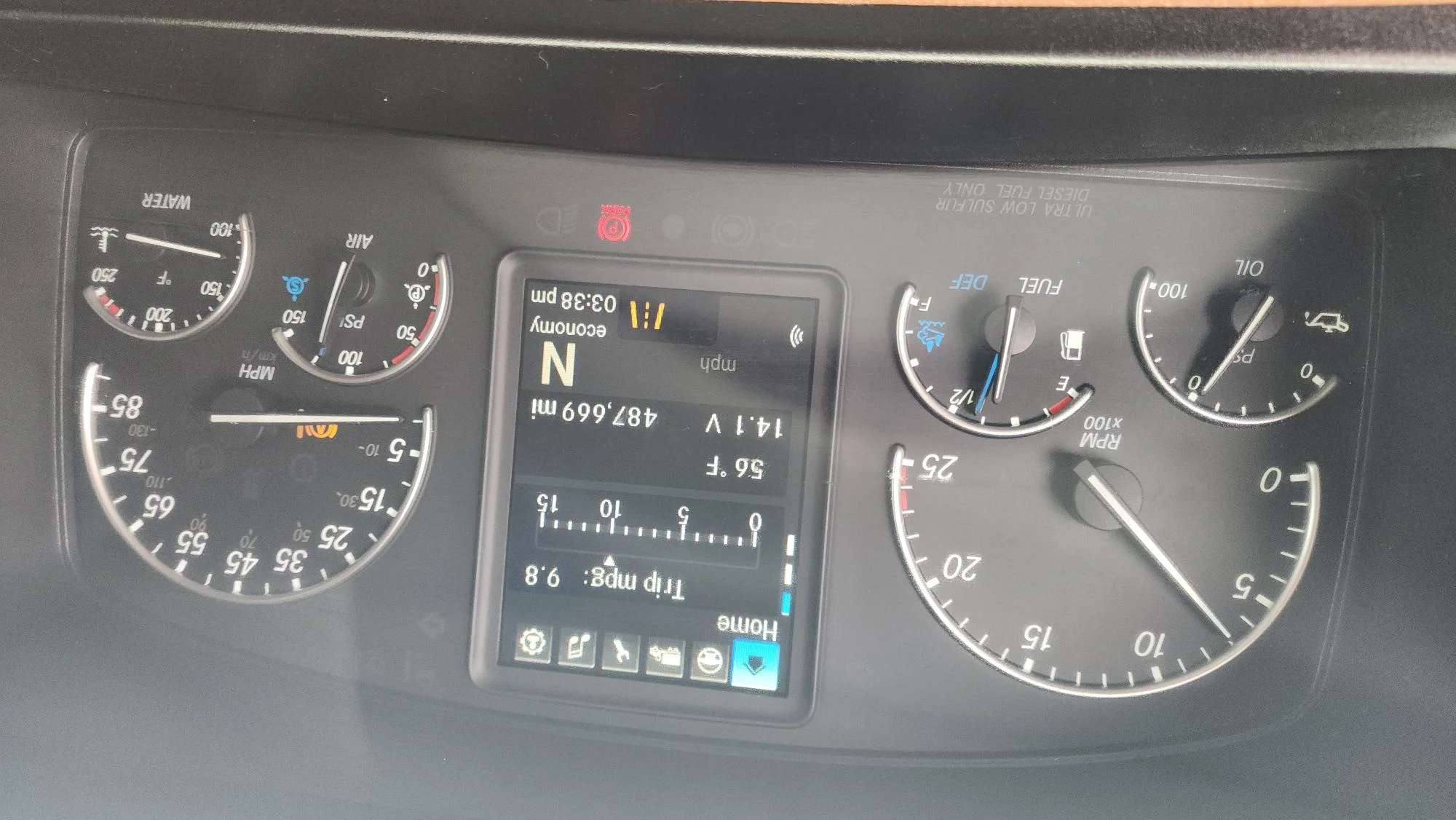 2022 Freightliner Cascadia in Fresno, CA — photo 16