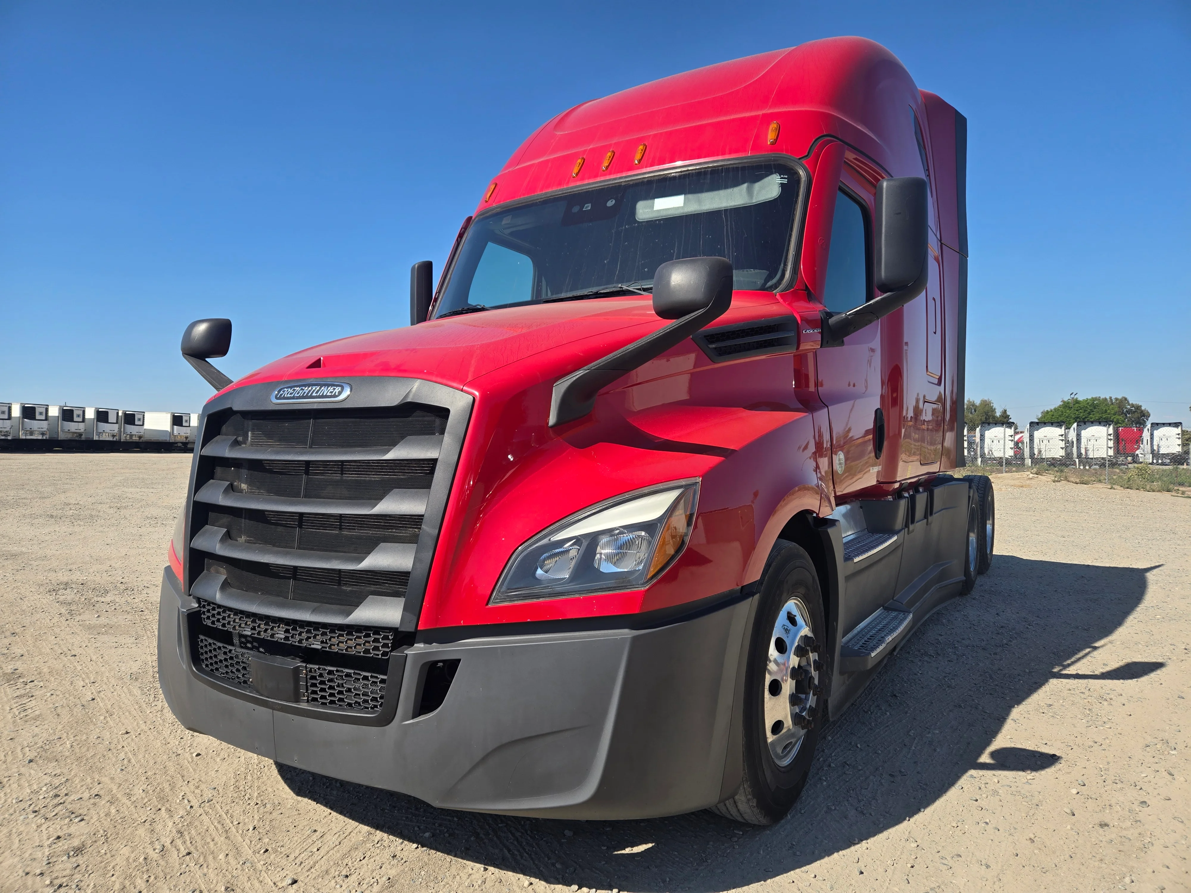 2021 Freightliner Cascadia in Fresno, CA