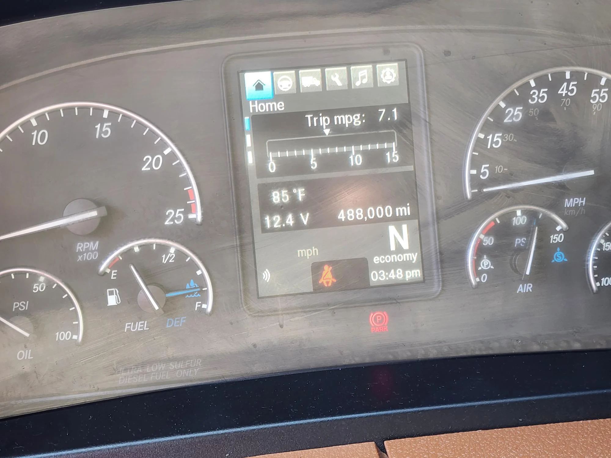 2021 Freightliner Cascadia in Fresno, CA — photo 21