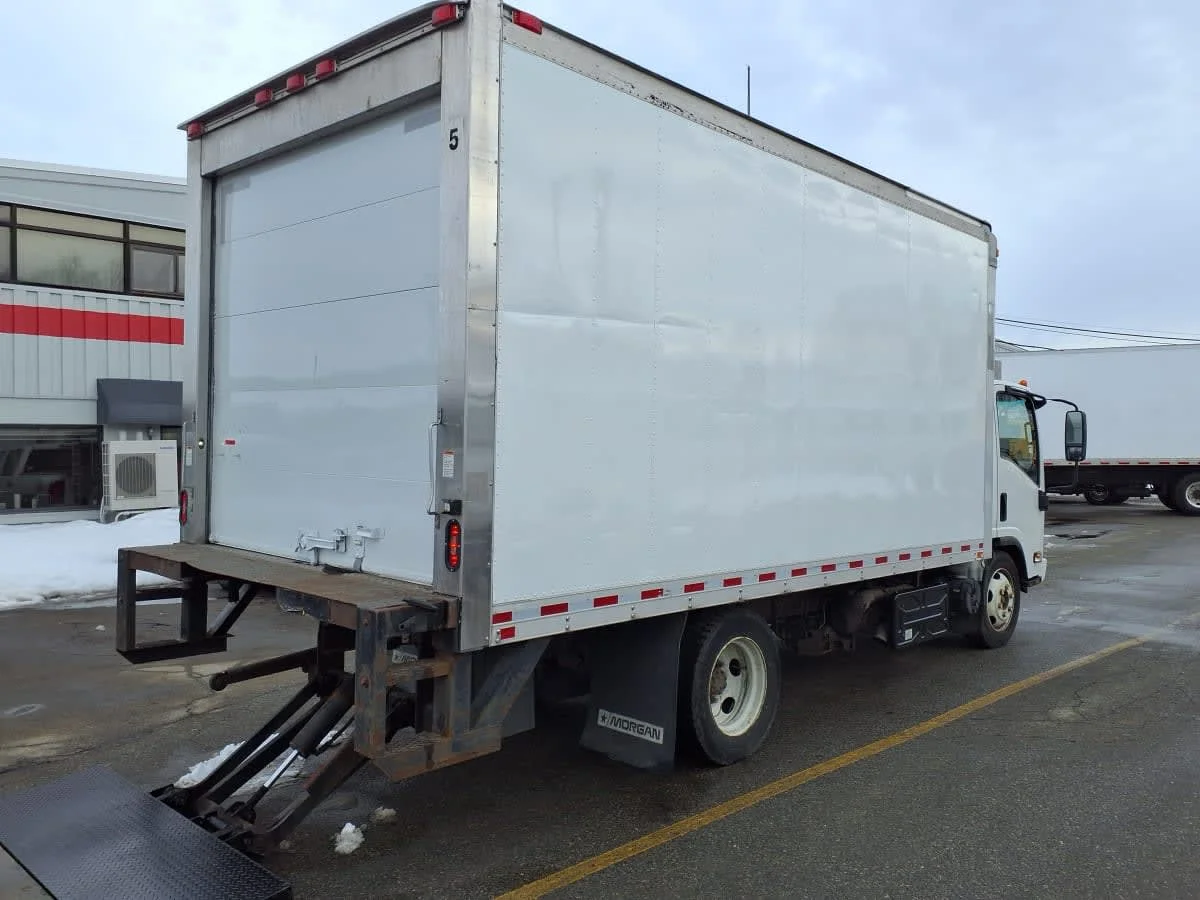 2018 International 4300 - image 6