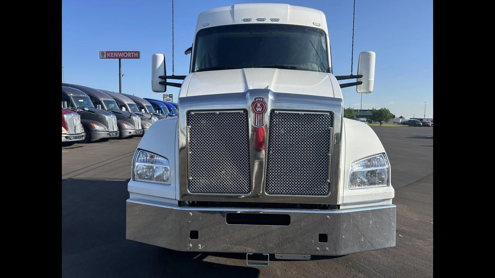 2024 Kenworth T880 - image 8