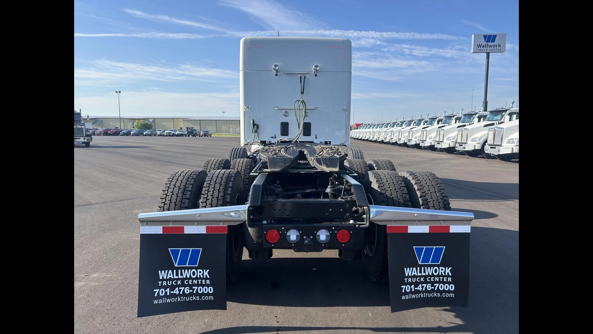 2024 Kenworth T880 - image 4