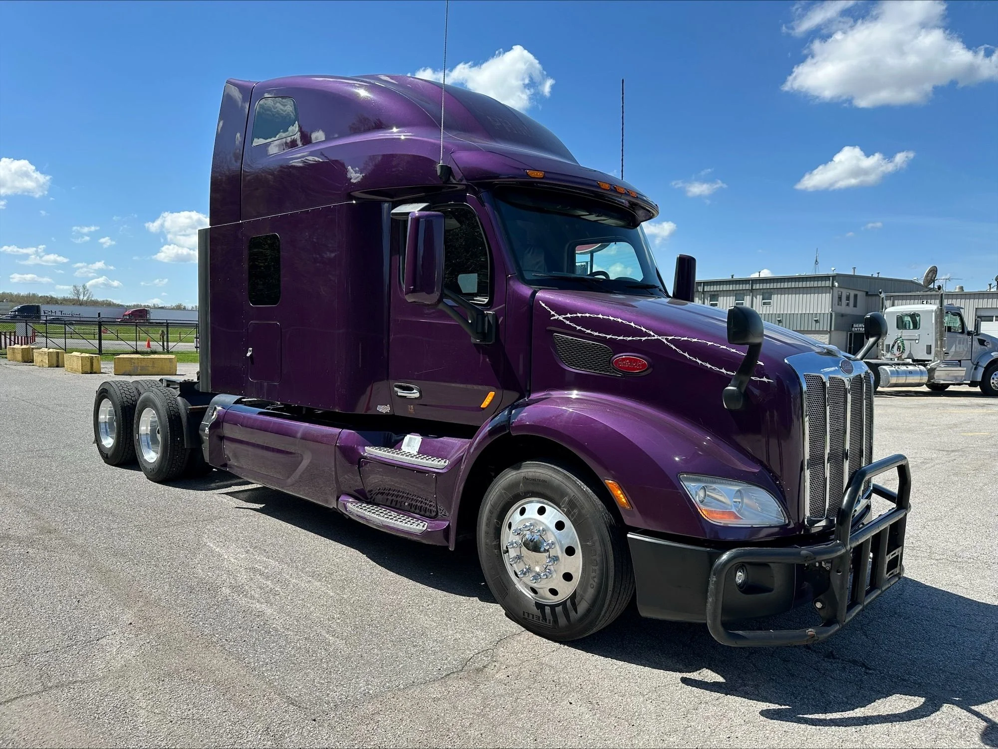 2021 Peterbilt 579 in O'Fallon, MO — photo 2