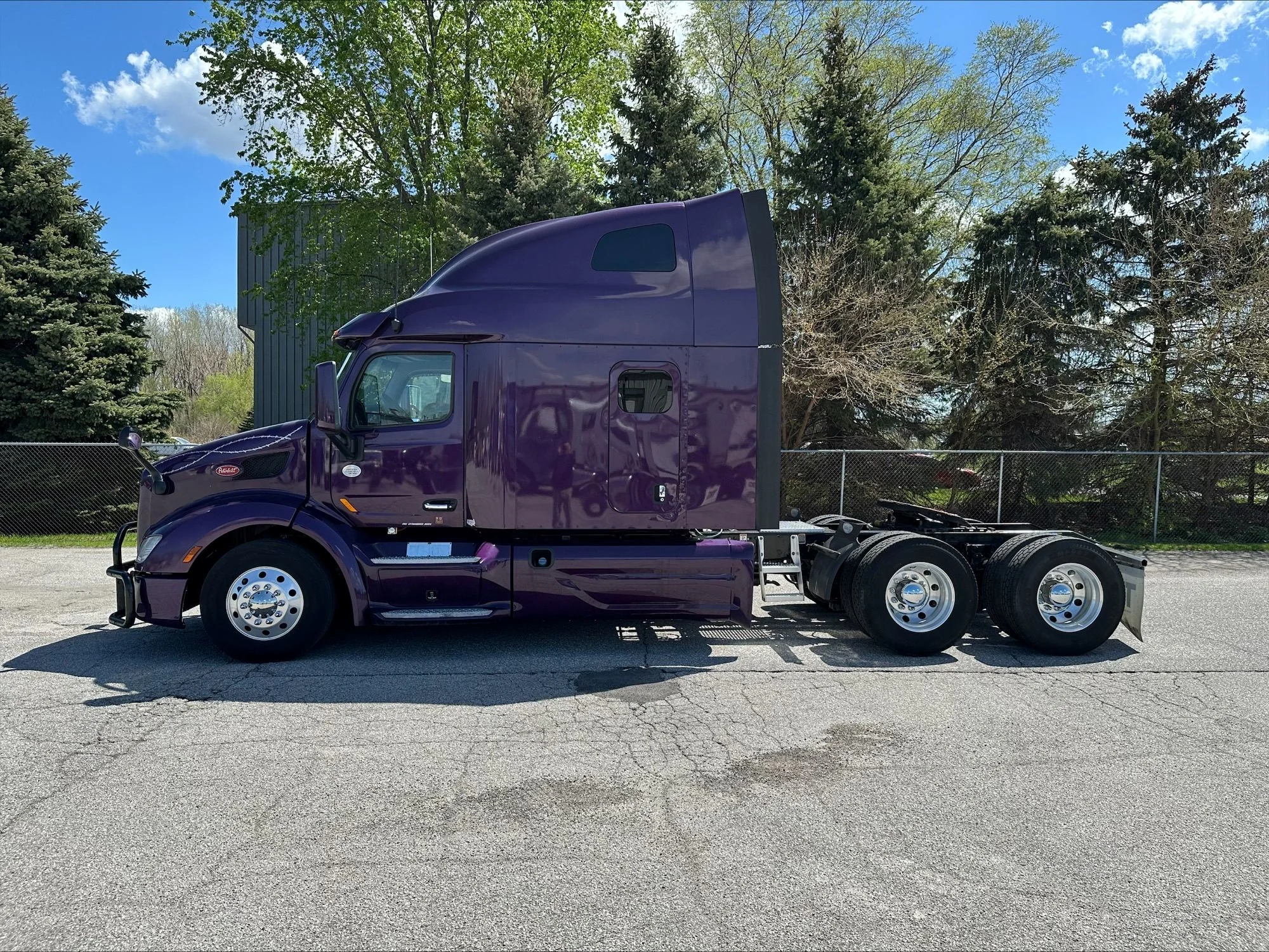 2021 Peterbilt 579 in O'Fallon, MO — photo 5