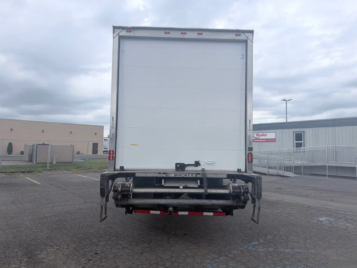 2019 Freightliner M2 106 in Syracuse, NY — photo 5