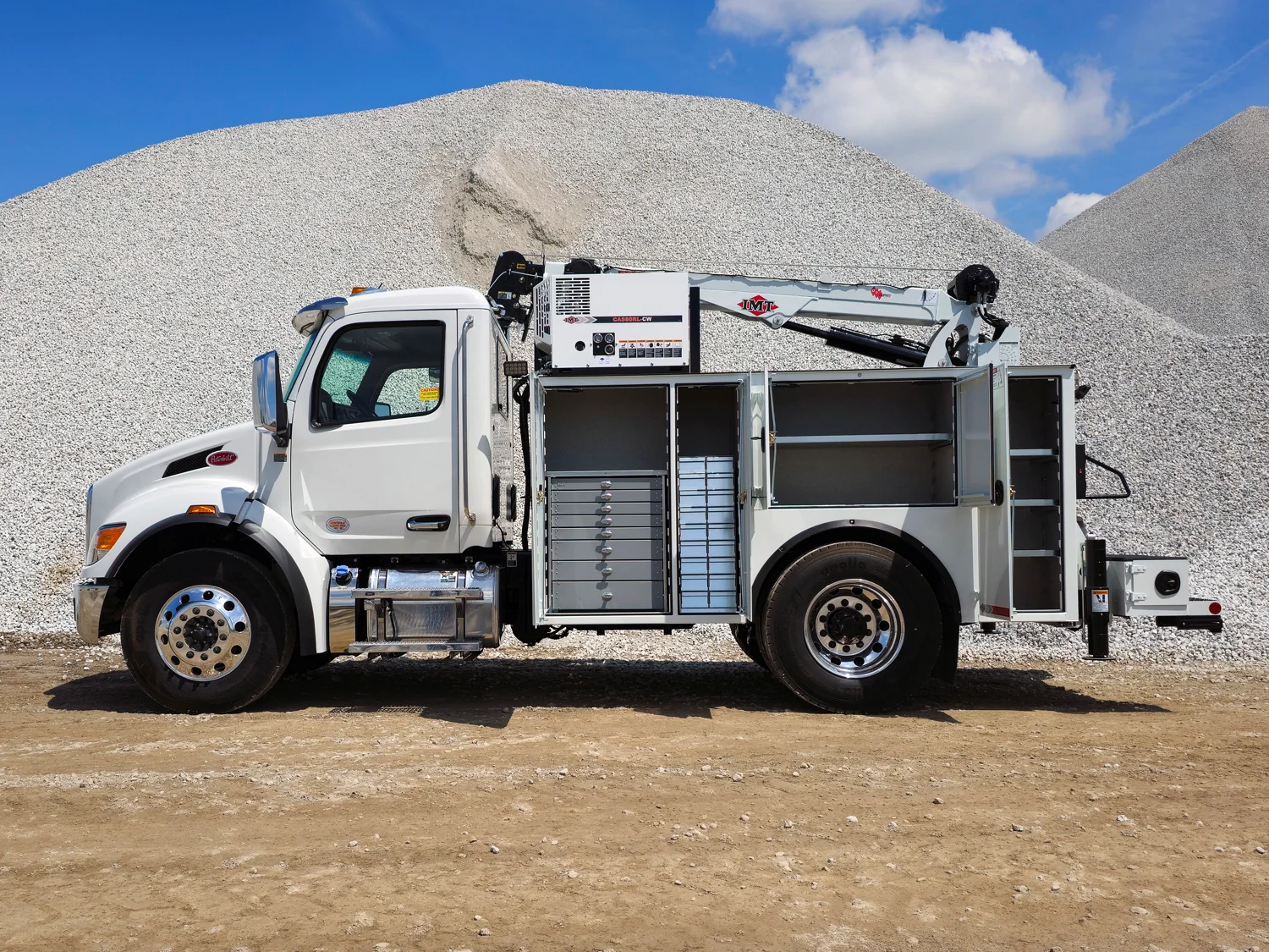 2025 Peterbilt 536 in Plainville, MA — photo 8