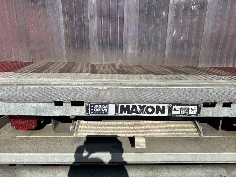 2019 International 4300 - image 10