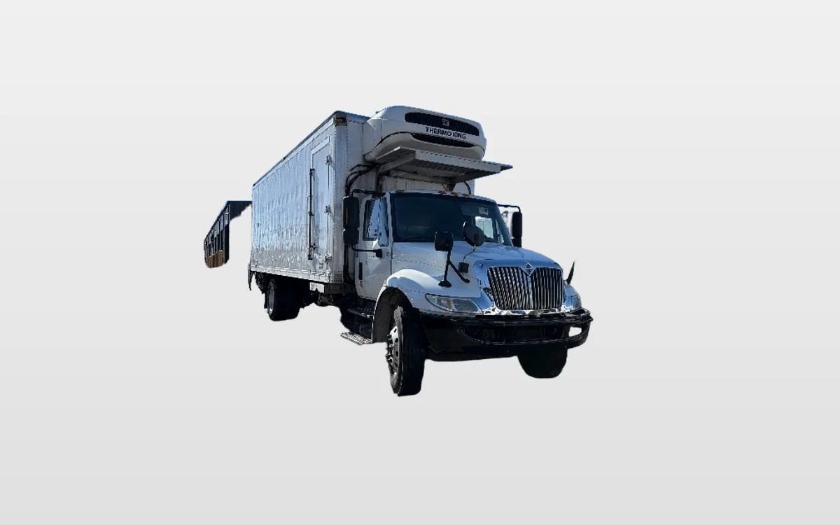 2019 International 4300 - image 1