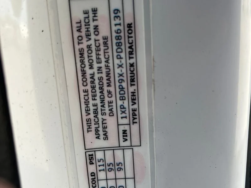 2023 Peterbilt 579 in Richmond, VA — photo 13