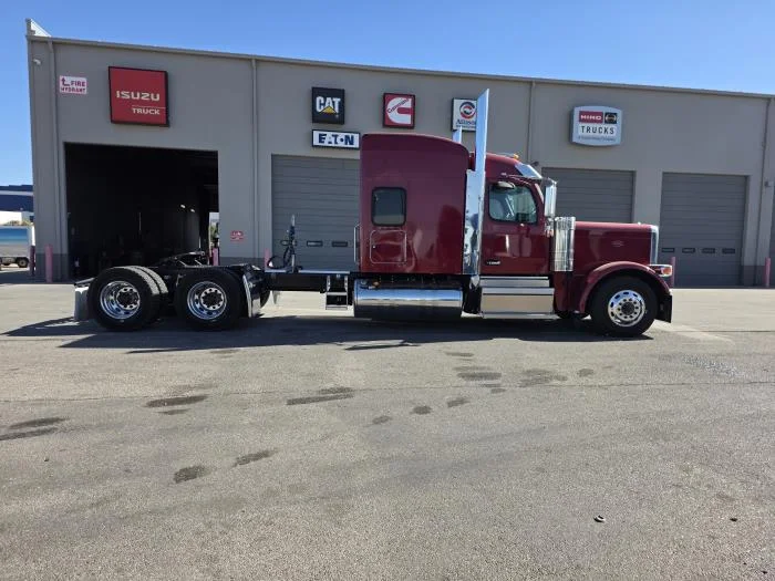 2027 Peterbilt 589 in El Paso, TX — photo 5
