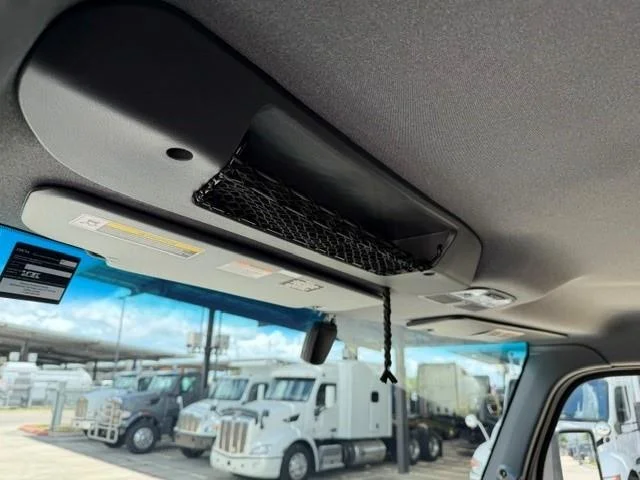 2025 Peterbilt 536 — photo 14
