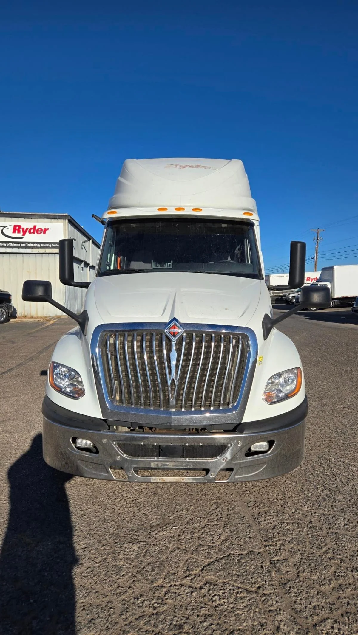 2019 International LT in El Paso, TX — photo 2