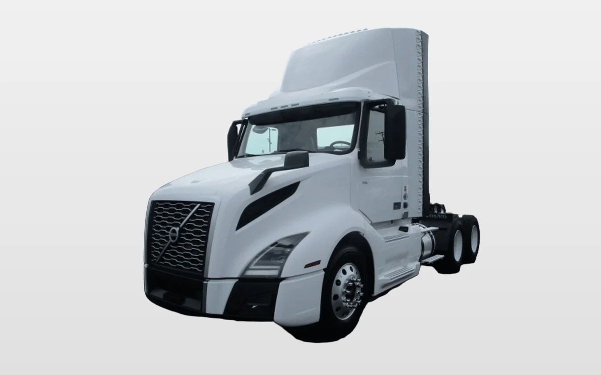 2021 Volvo - image 1