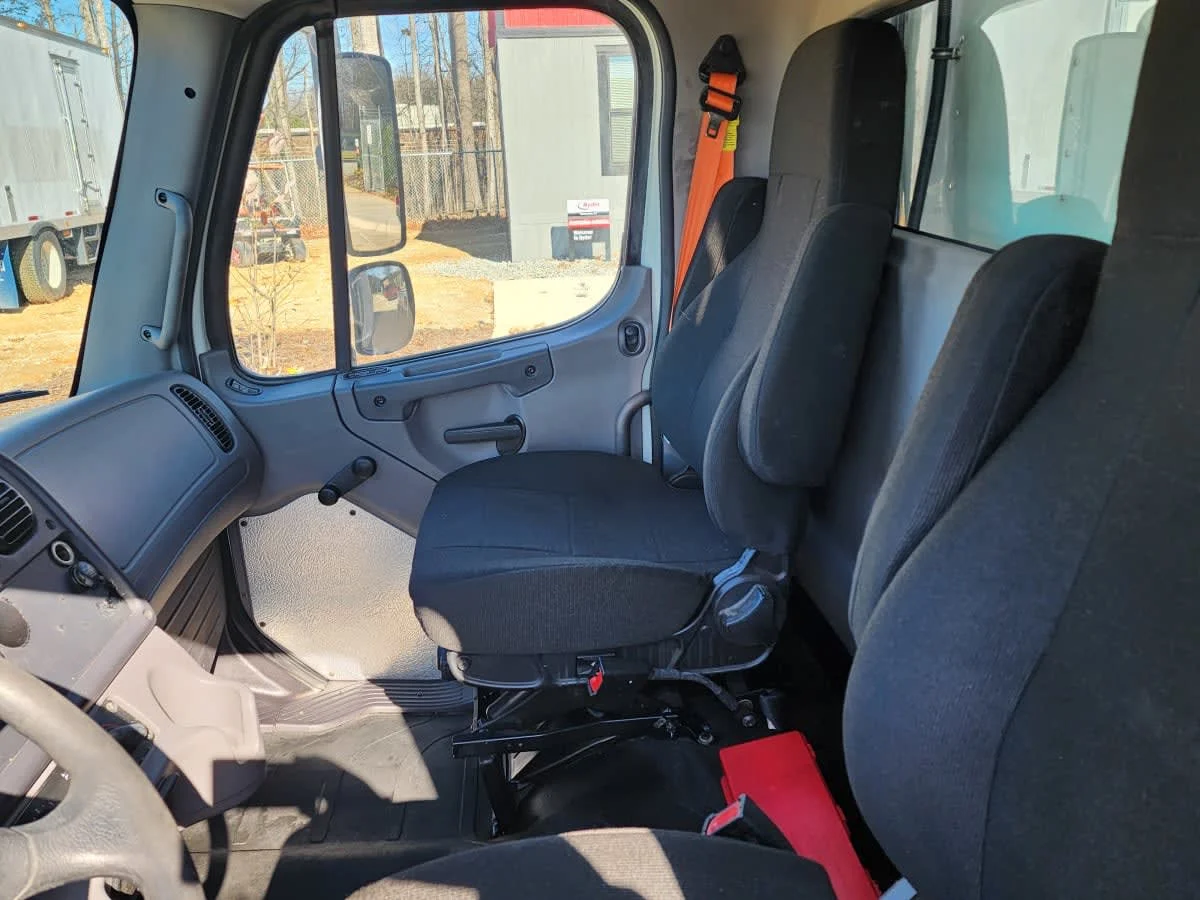 2020 Freightliner M2 106 in Greensboro, NC — photo 8
