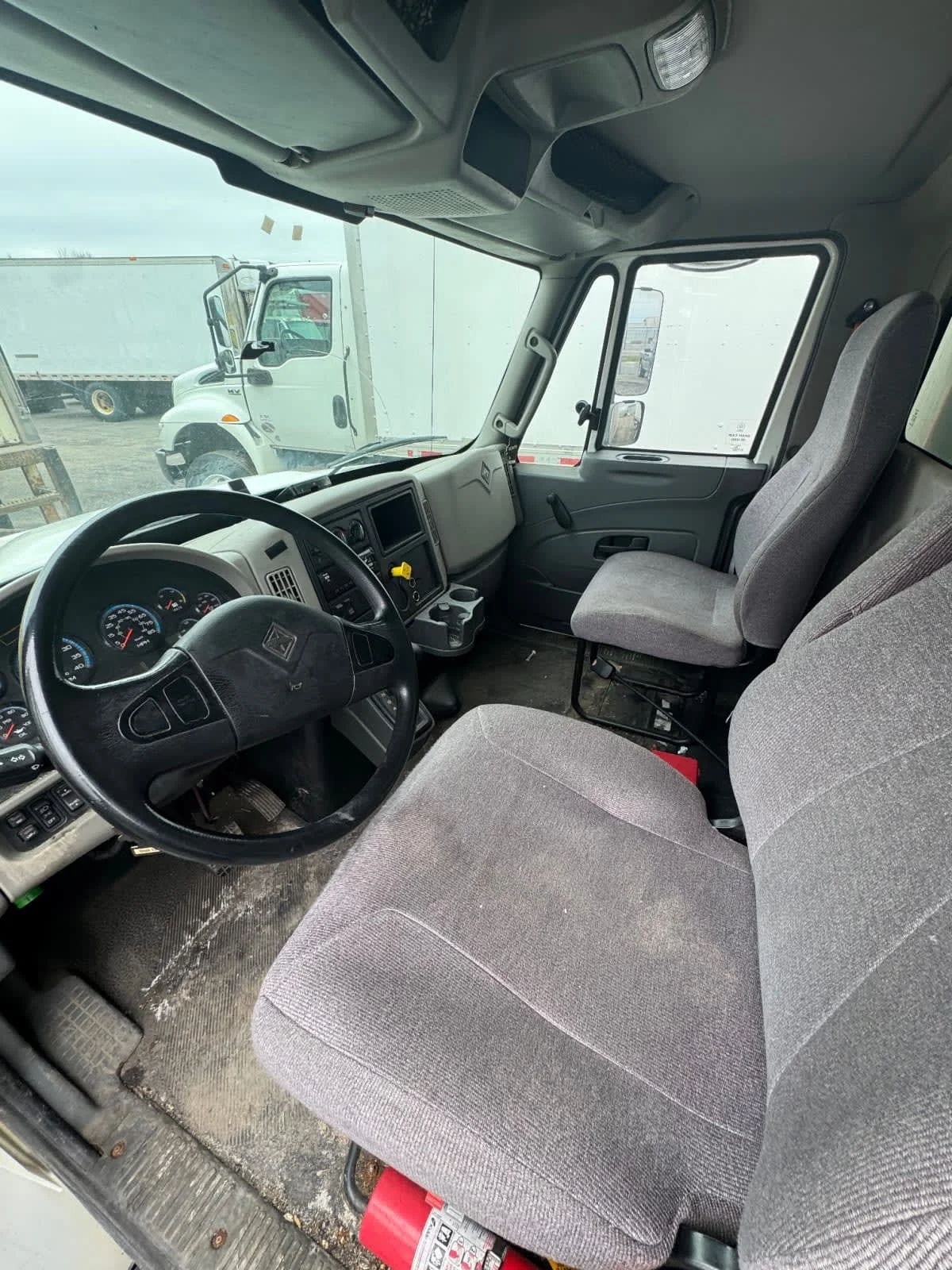 2019 International 4300 in Syracuse, NY — photo 7