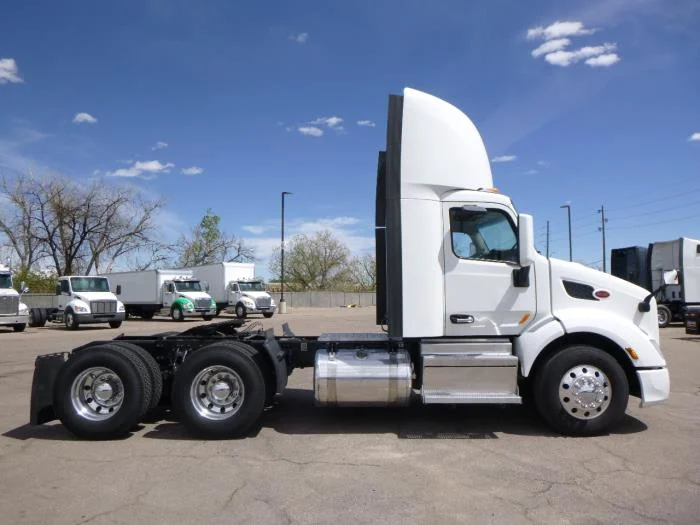 2020 Peterbilt 579 — photo 7