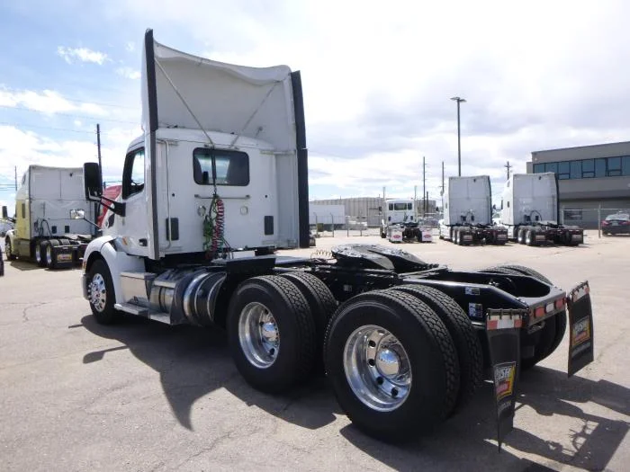 2020 Peterbilt 579 — photo 4