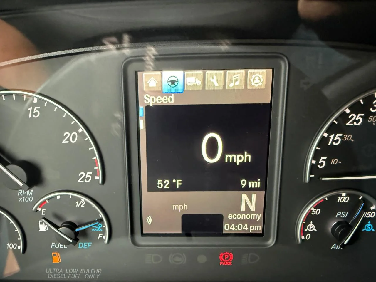 2027 Freightliner Cascadia - image 11