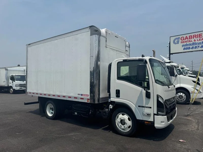 2027 Isuzu NRR