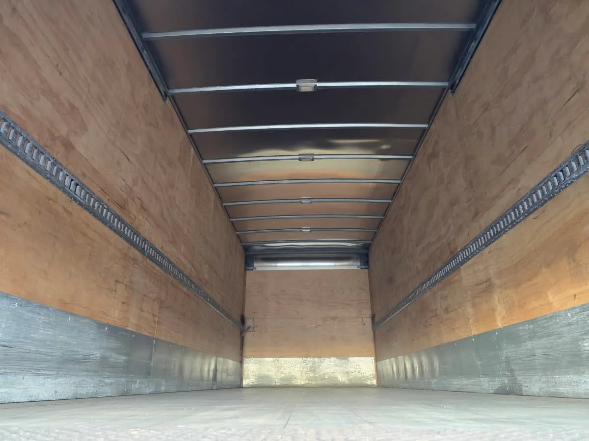 2019 Freightliner M2 106 in Tampa, FL — photo 8