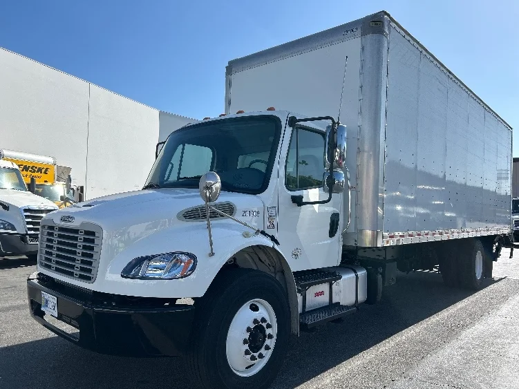 2018 Freightliner eM2 in La Mirada, CA — photo 3