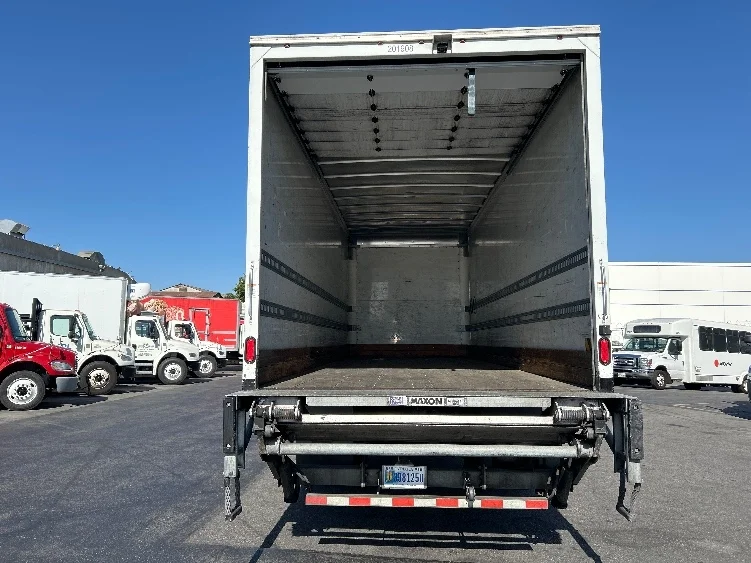 2018 Freightliner eM2 in La Mirada, CA — photo 8