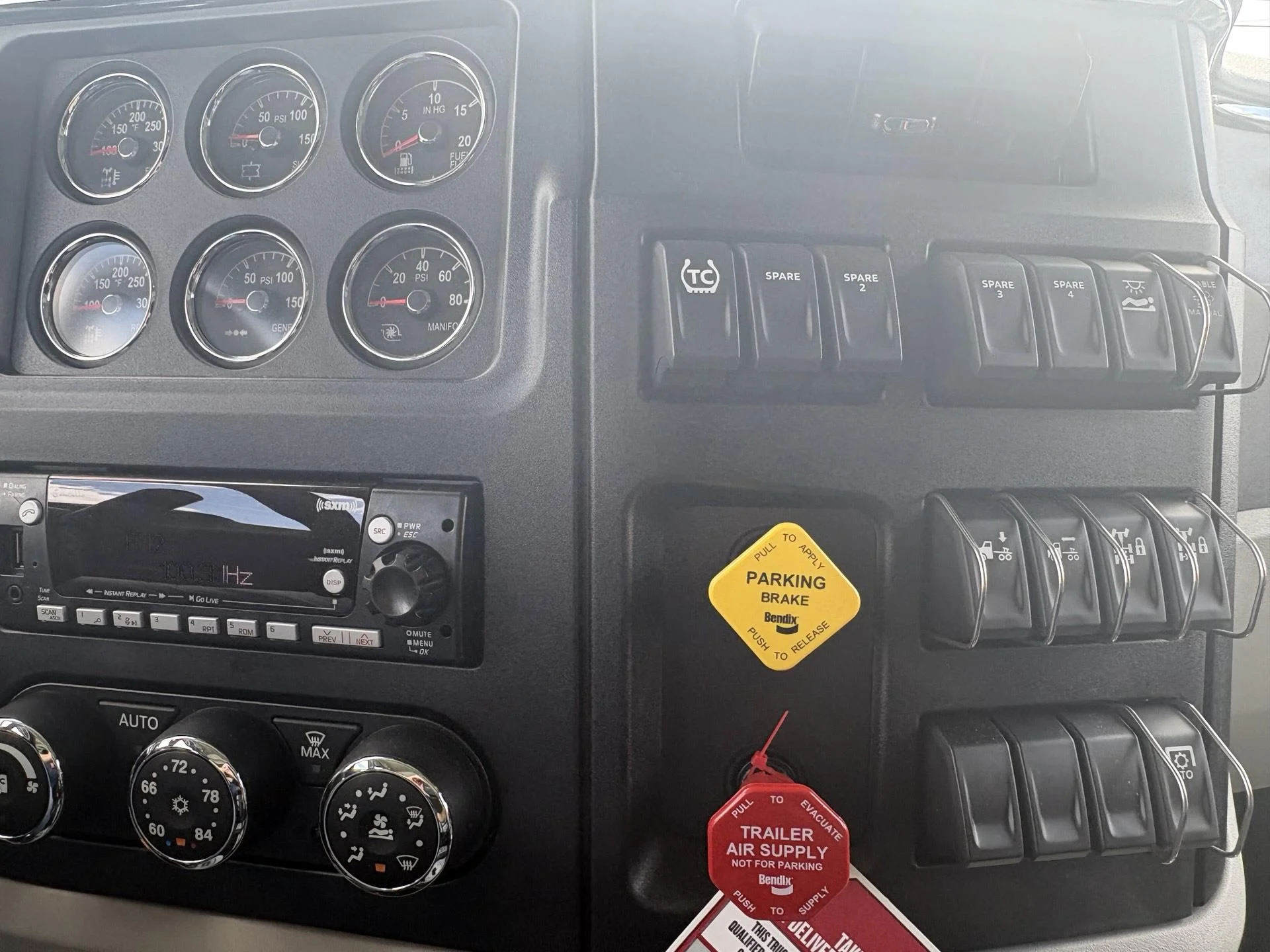 2027 Peterbilt 589 in Findlay, OH — photo 12