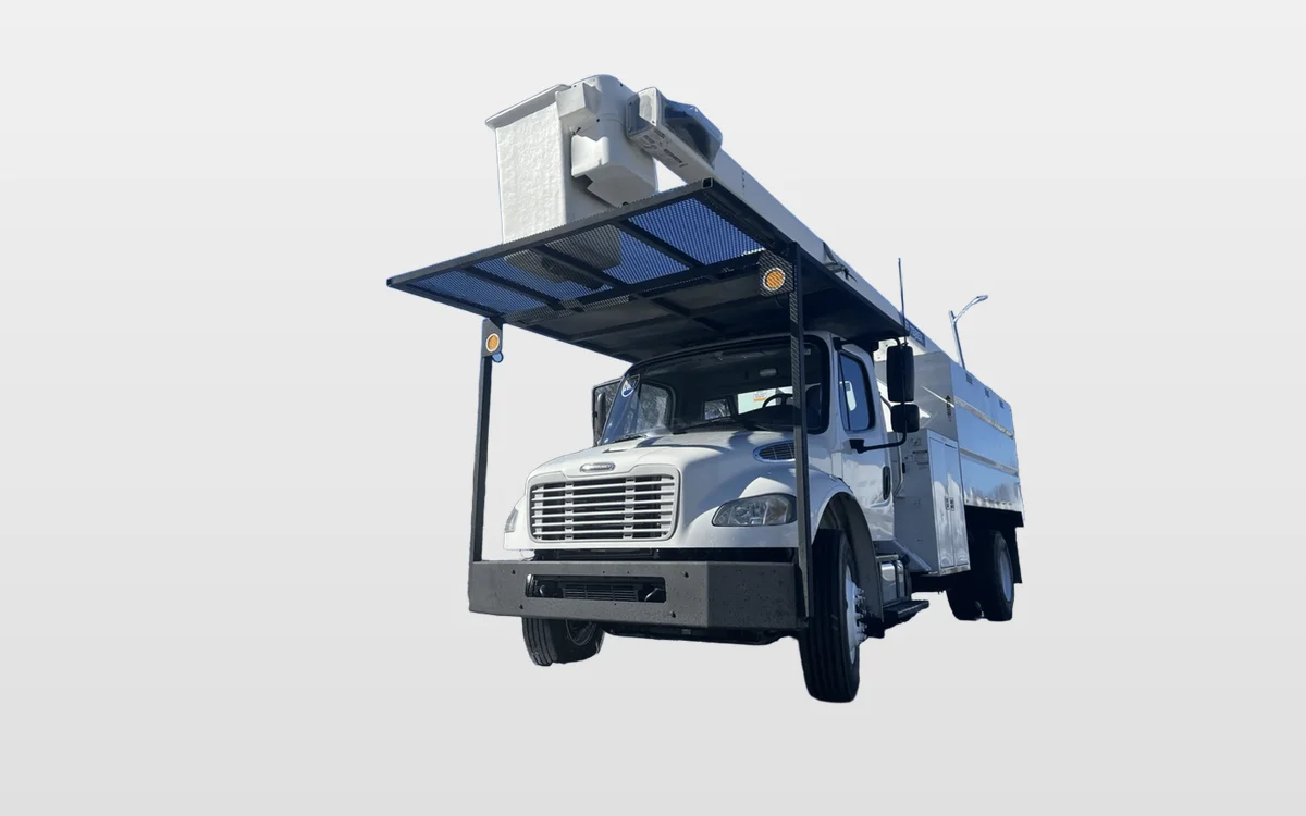 2019 Freightliner M2 106 - image 1