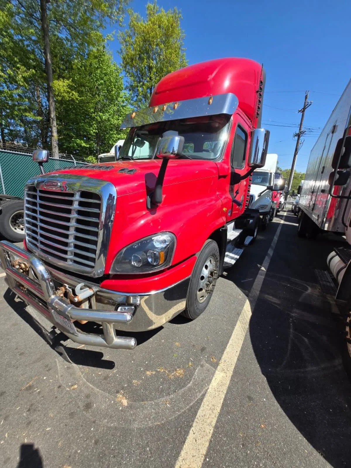 2019 Freightliner Cascadia in Newark, NJ — photo 3