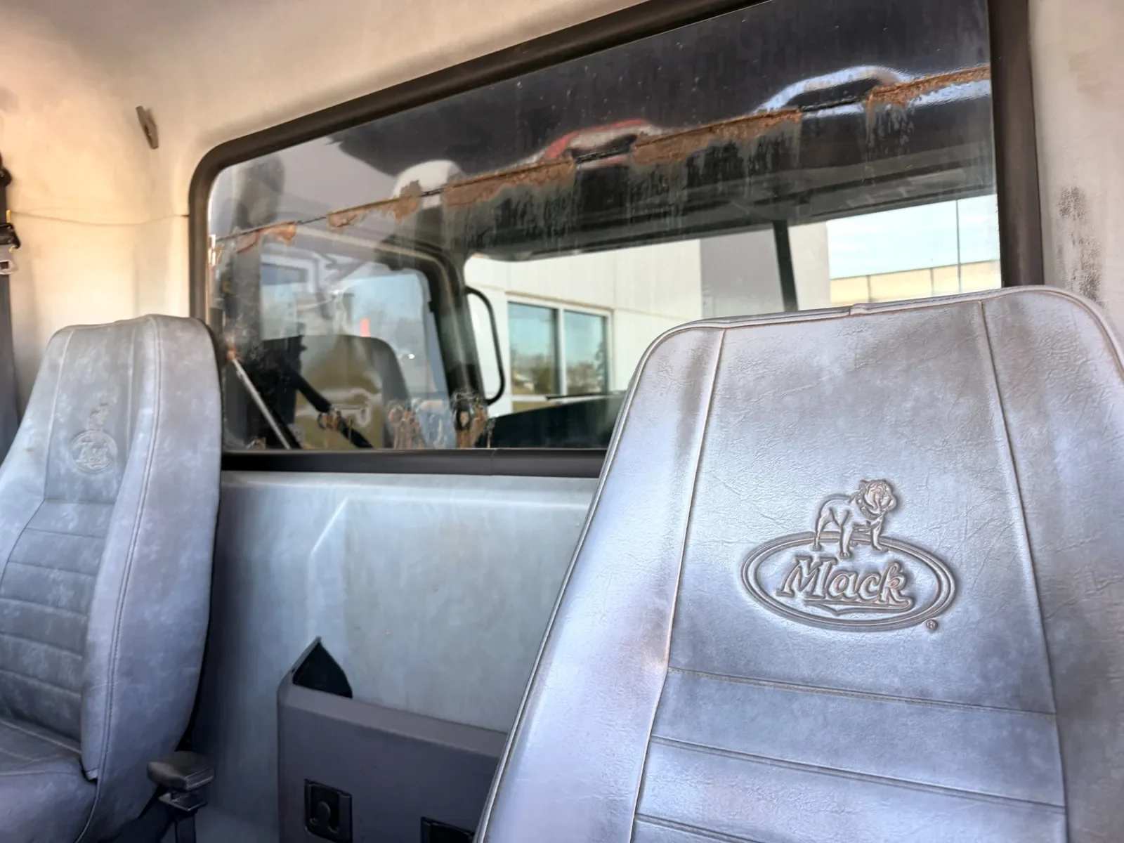 2012 Mack Pinnacle in Greer, SC — photo 21