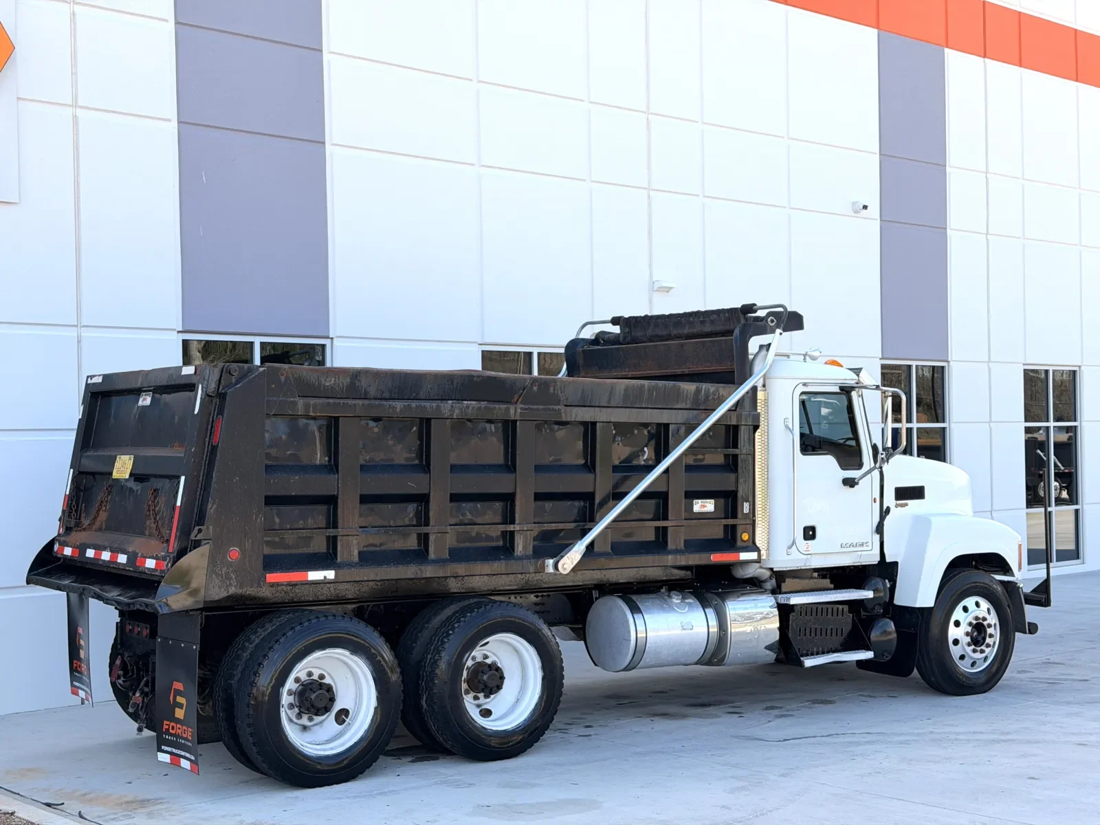 2012 Mack Pinnacle in Greer, SC — photo 6