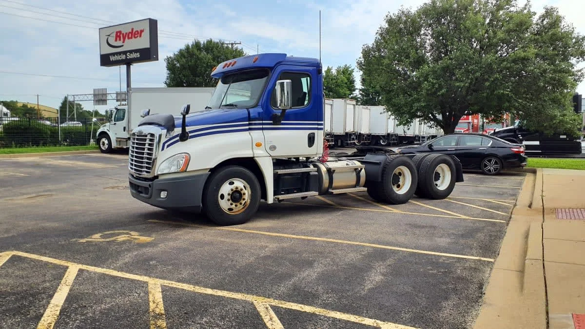 2020 Freightliner Cascadia