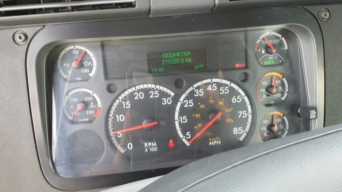 2020 Freightliner Cascadia in Bolingbrook, IL — photo 9