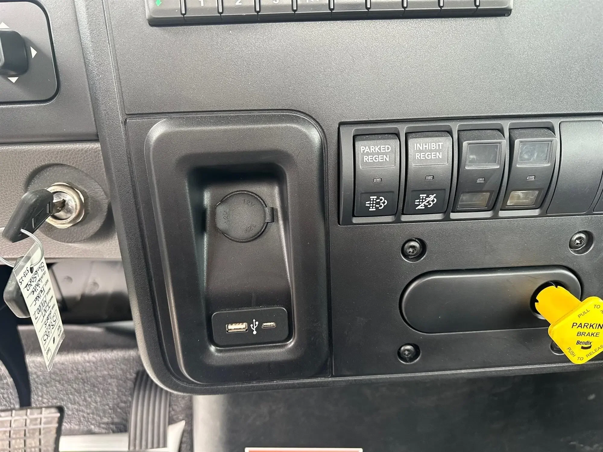 2026 International MV - image 5