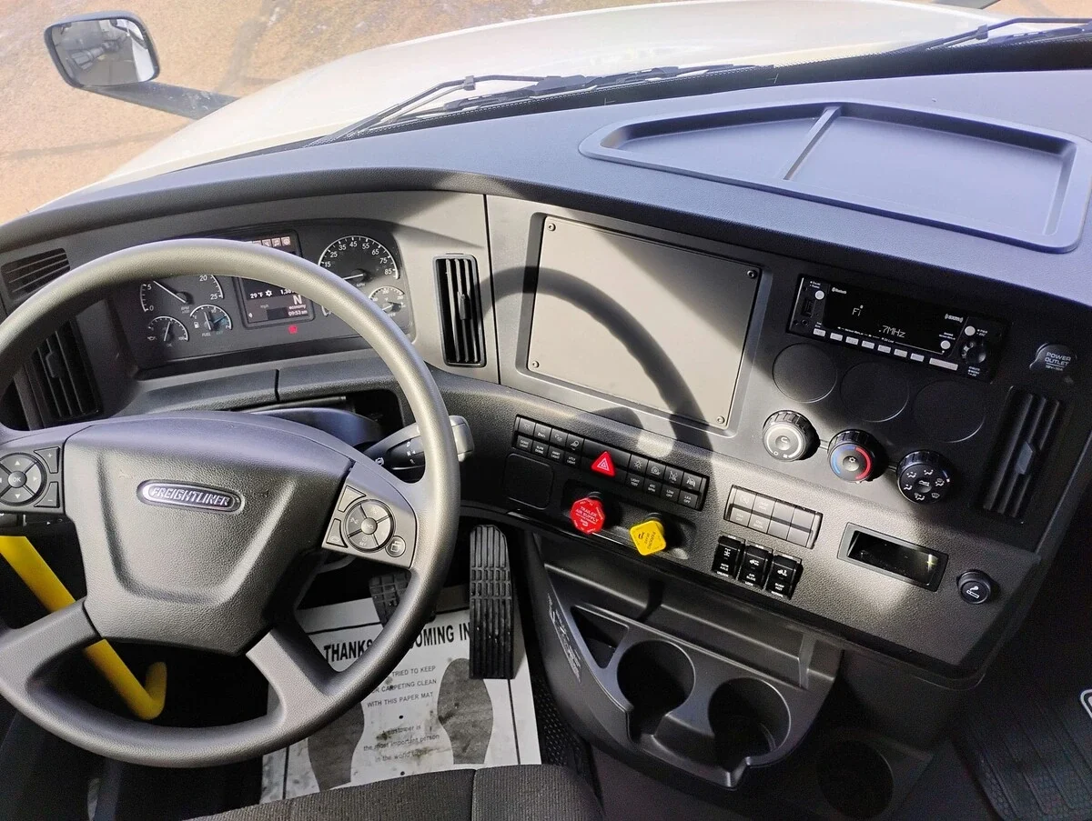 2026 Freightliner Cascadia - image 18
