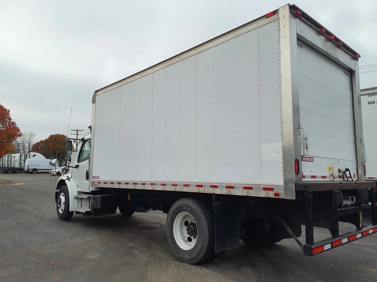 2018 Freightliner M2 106 in Bolingbrook, IL — photo 6