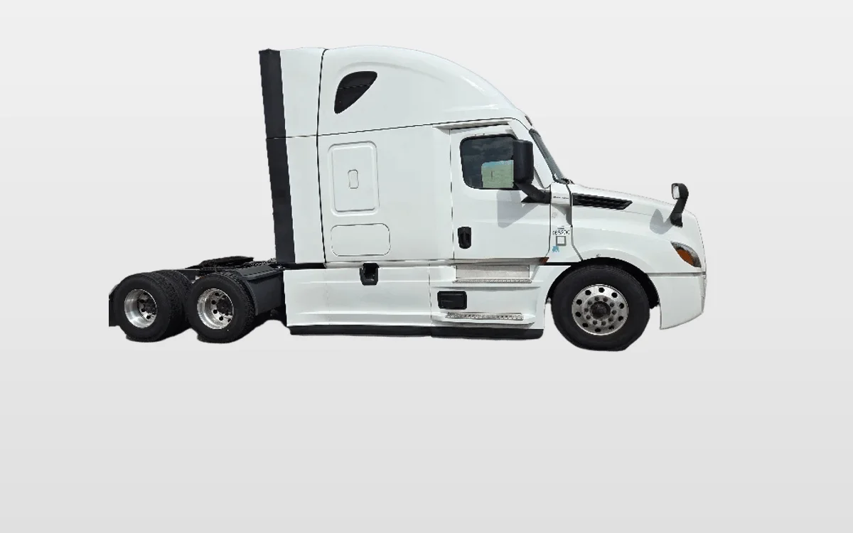 2022 Freightliner - image 1